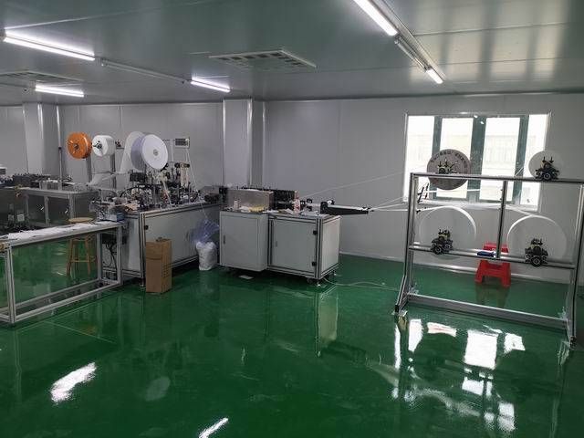 GMP净化工程，洁净车间、厂房、车间、办公、宿舍、酒店、洁净厂房、化妆品车间、
乳化车间、电子光学、食品日化、医疗器械、生物制药等整体解决方案。专业钢结构、GMP净化车间、洁净板夹芯板隔断吊顶、冷库、环氧地坪、通风换气、
恒温空调、机电设备、净化水设备、消毒杀菌、防爆实验室、水电工程、污水处理
